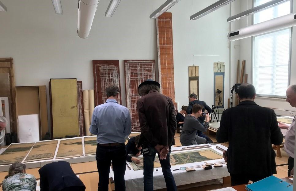 Experts in restoration, conservation, and Japanese art at the Restorient conservation studio